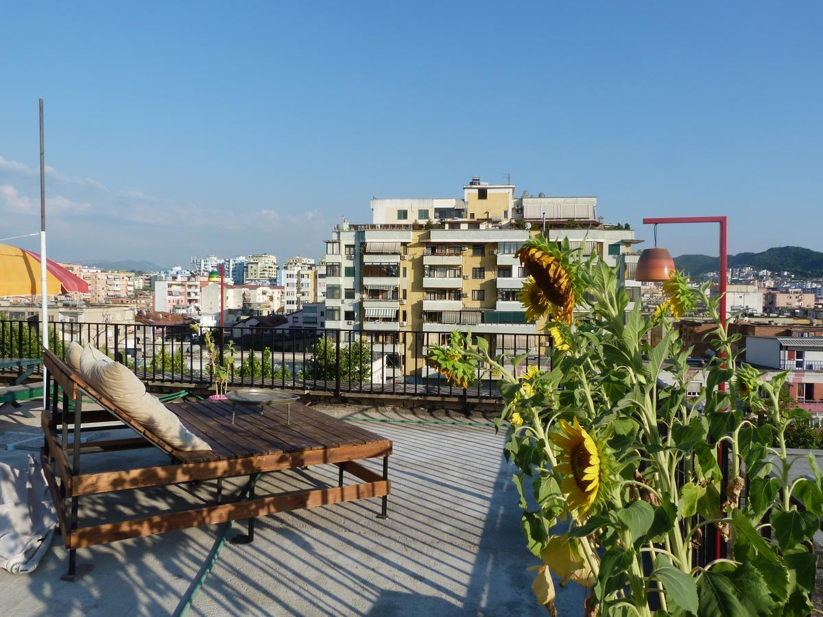 Hostel Albania Тирана Екстер'єр фото